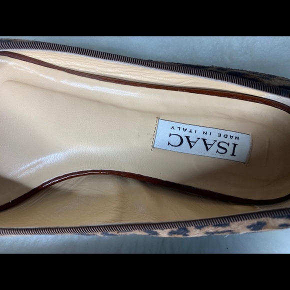 Super cute Issac shoes leopard print open toes. All leather made in Italy 🇮🇹 - Picture 7 of 8